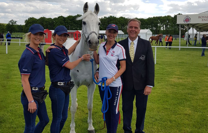 LM Crazy Girl 13th place out of 64 starters at Royal Windsor FEI 2* 120 Kms